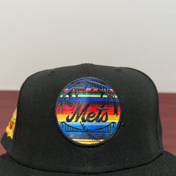 New Era, 59Fifty Fitted Hat, New York Mets, Woven Blanket - Picture 2 of 11